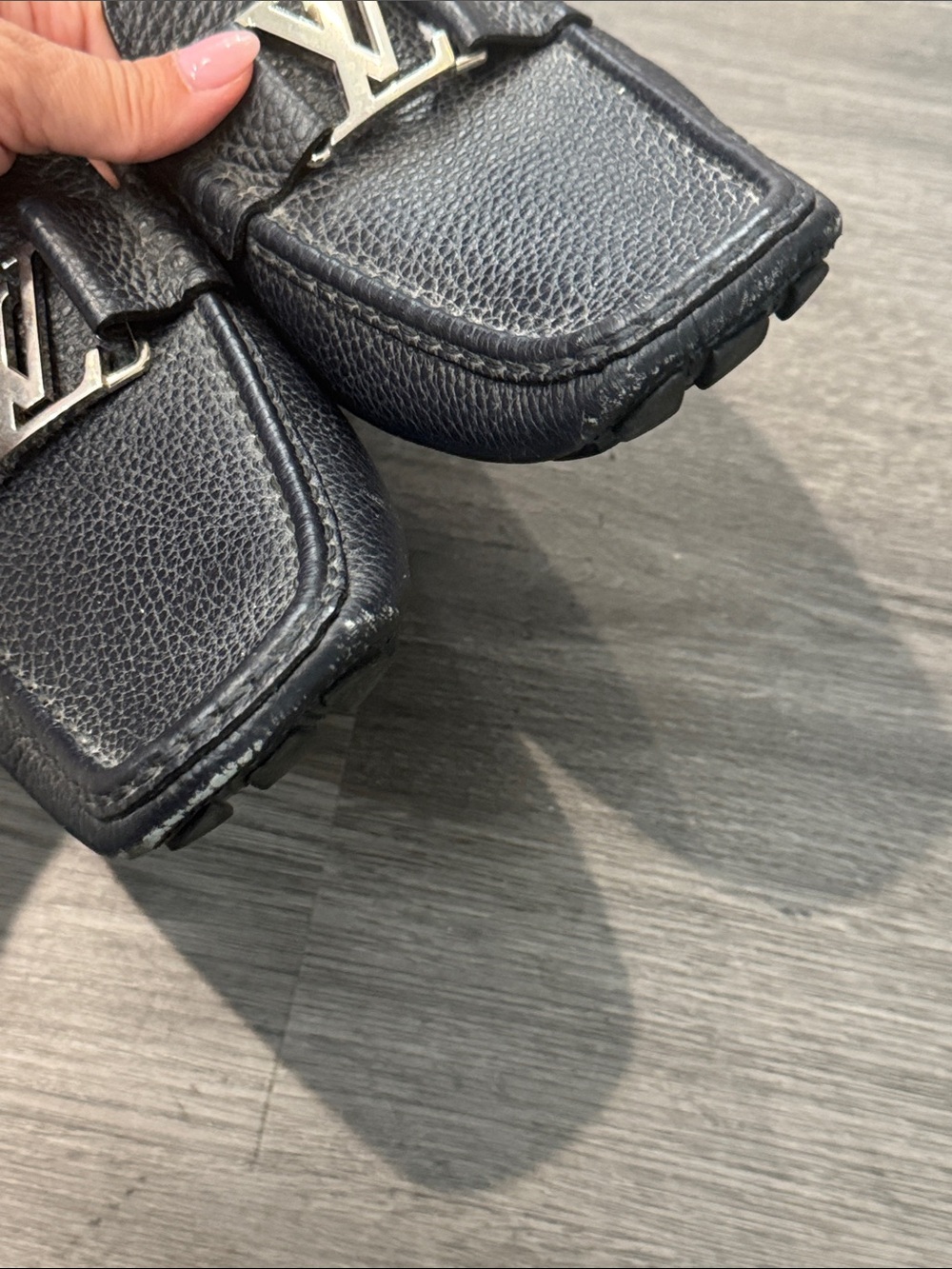Louis Vuitton Black Pebble Leather LV Loafers - Picture 5 of 9